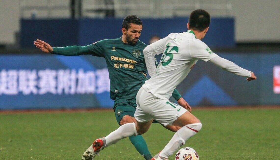 爱游戏官方网站-阿姆拉弃用外援球员,重点培养本土年轻人的能力